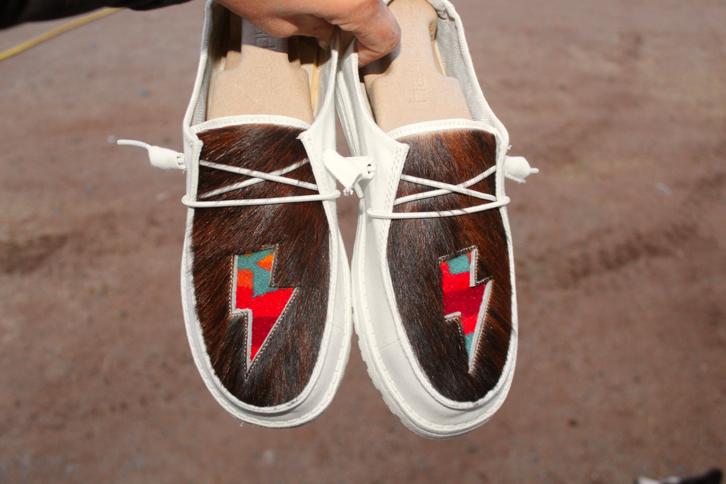 Lightning bolt Hey Dude. SZ 9