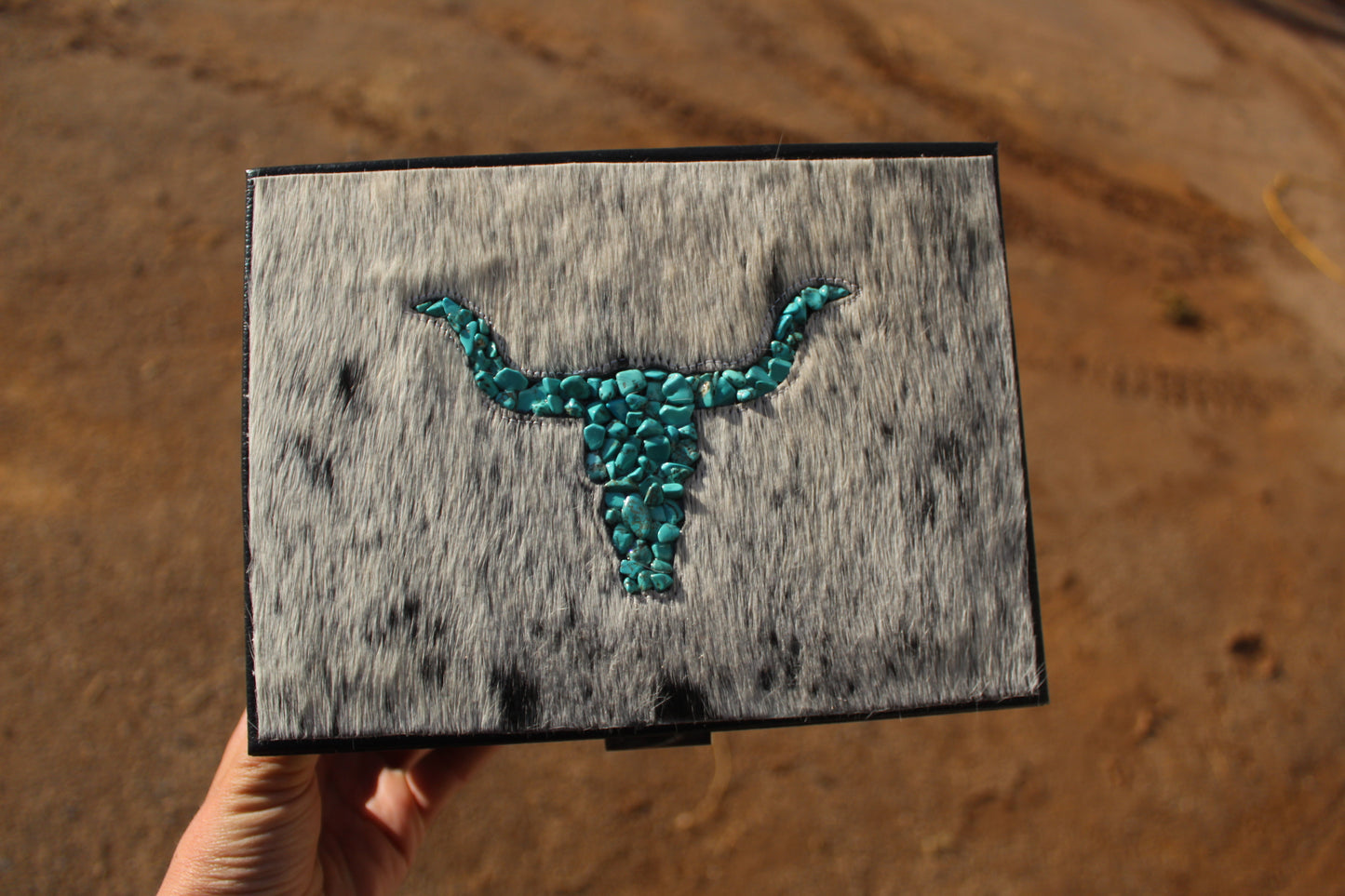 XL Steerhead Cowgirl case #1004