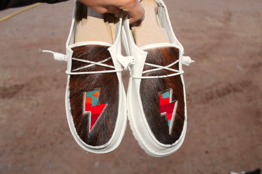 Lightning bolt Hey Dude. SZ 9