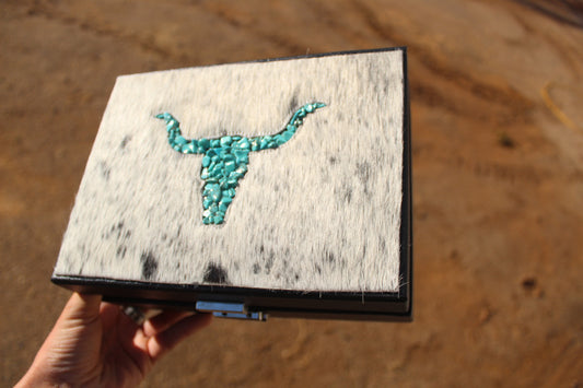 XL Steerhead Cowgirl case #1004